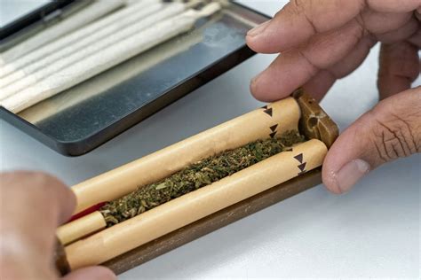 marijuana joint rollers